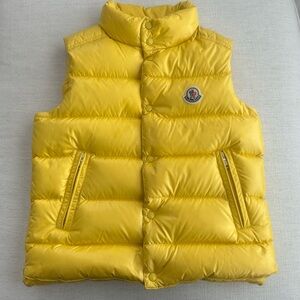 Moncler Kids Bright Yellow Puffer Vest (10Y)